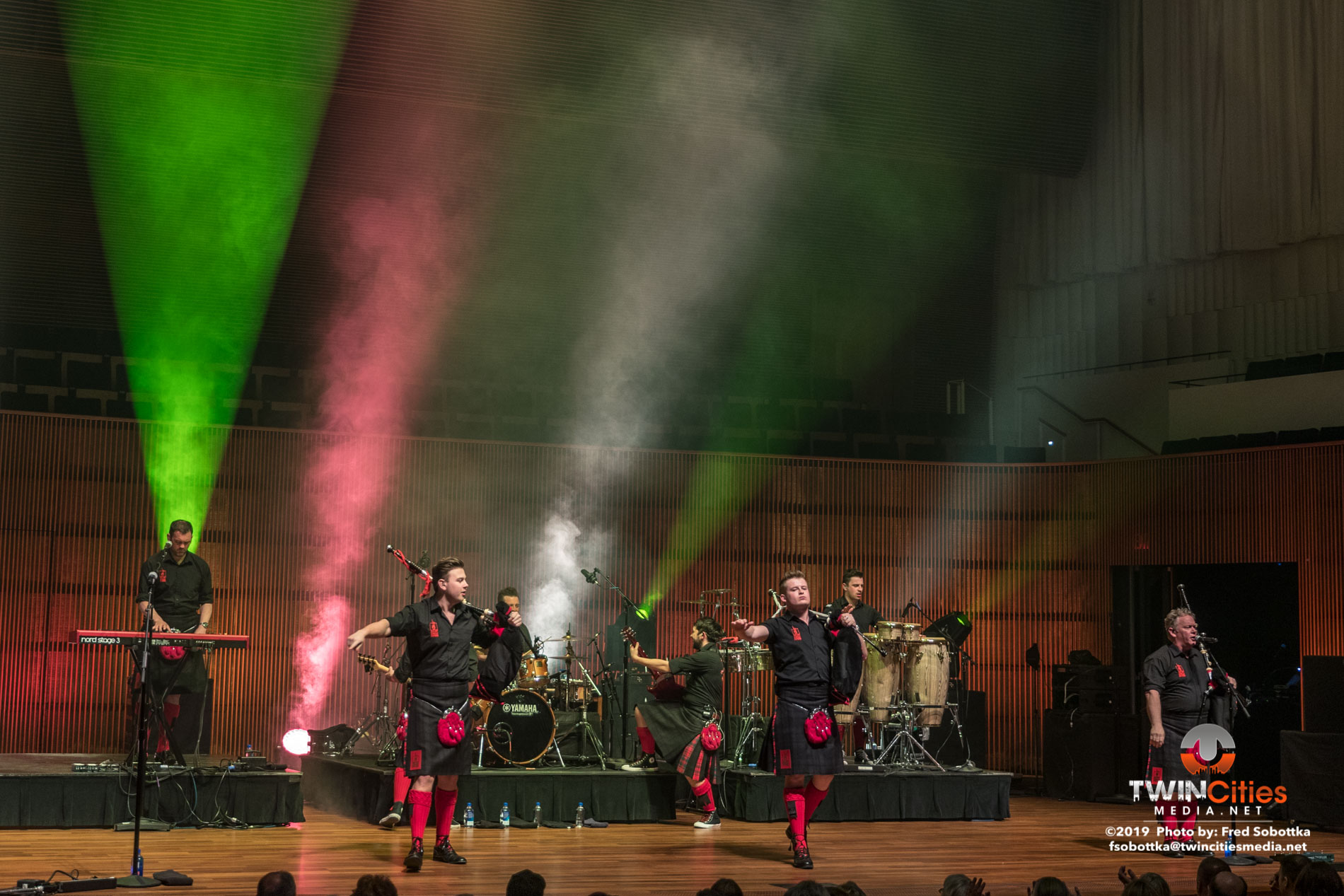 Red-Hot-Chilli-Pipers-09