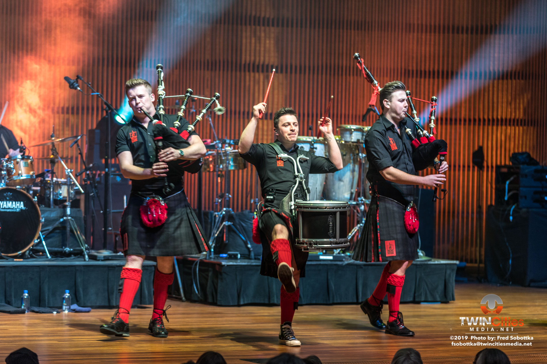 Red-Hot-Chilli-Pipers-16