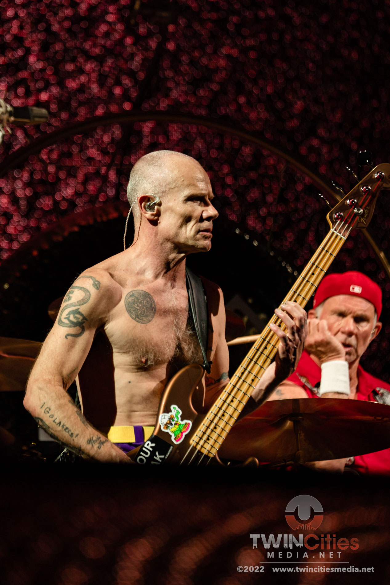 RED-HOT-CHILI-PEPPERS-04776