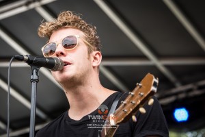 Anderson East-5